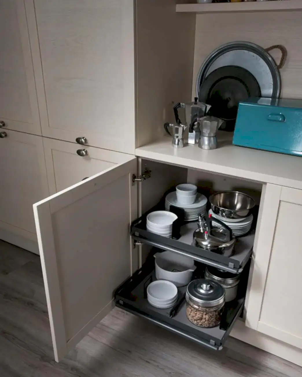 Comfort Çekilebilir Raflı Alt Dolap