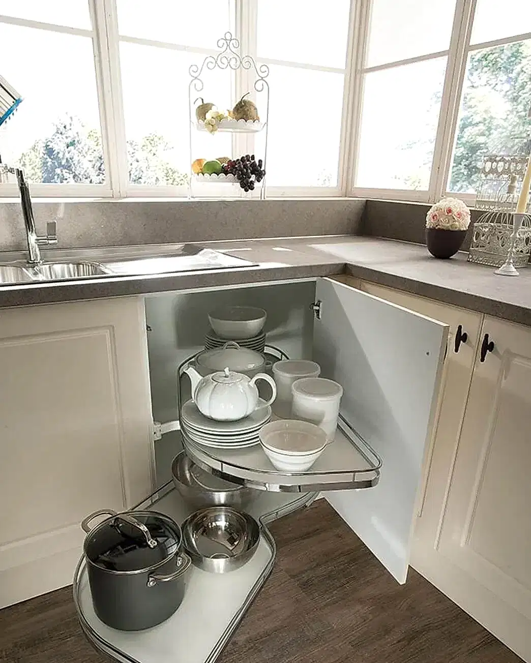 Kayar Kiler Köşe Alt Dolap