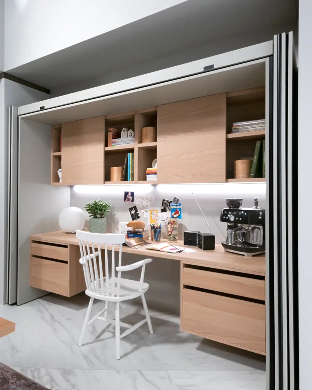 Pivot Katlanır Kapaklı Boy Dolap